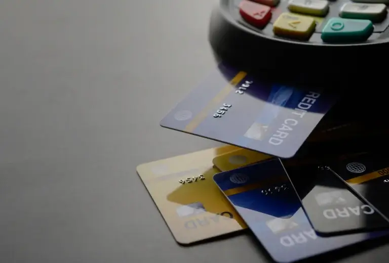 Diferencias entre tarjeta de crédito y débito: ¿Qué es mejor?
