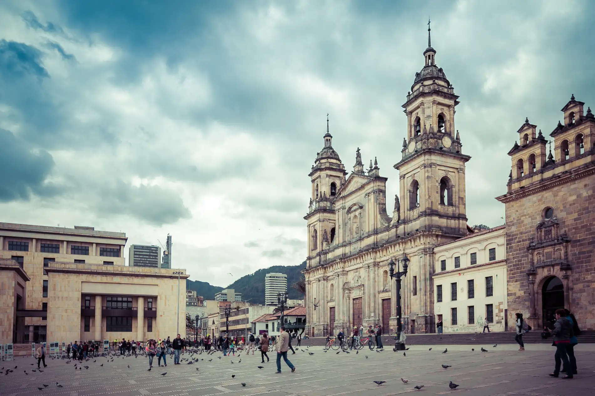 GPS y Rastreo Satelital en Bogotá - Zonar