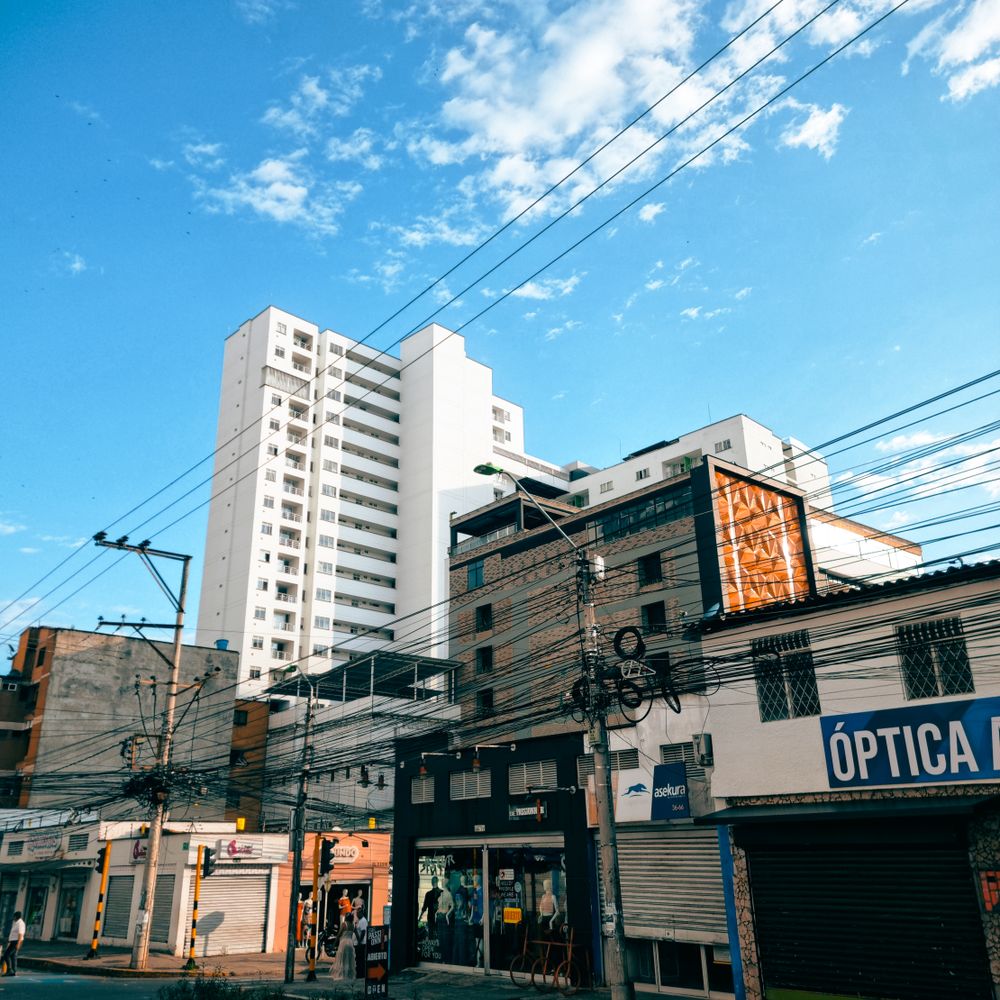 Calle y edificios de Bucaramanga, Santander